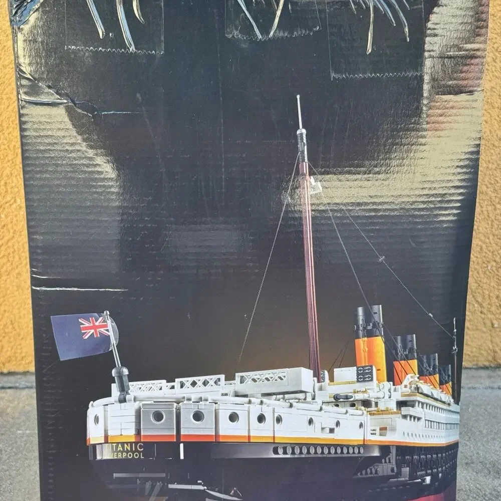 Custom Titanic Building Blocks Set Compatible With LEGO For 10294 New In Box